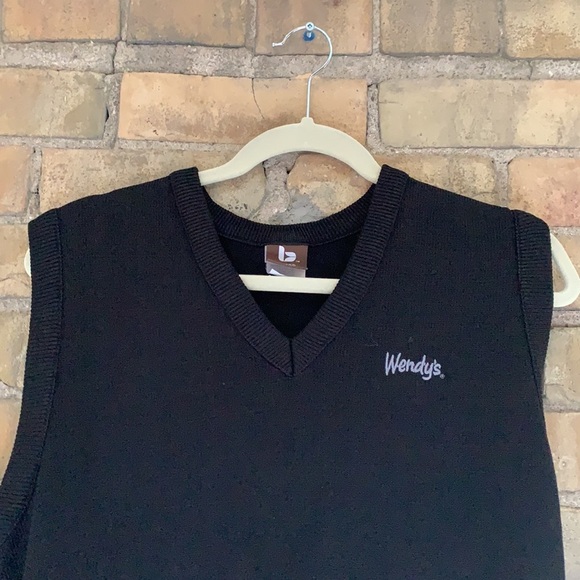 RARE vintage Wendy’s sweater vest - Picture 2 of 3